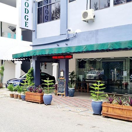 Pine Lodge By Evr Previously Yss Indrawasih Perai Dış mekan fotoğraf
